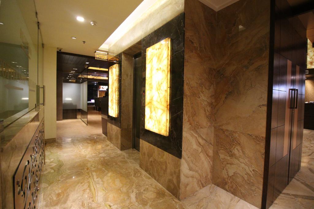 Hotel Golden Grand Дели Экстерьер фото